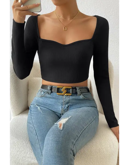 Omarı Siyah Göğüs Dekolteli Crop Top Bluz