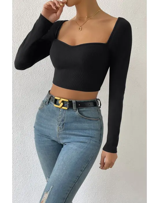 Omarı Siyah Göğüs Dekolteli Crop Top Bluz