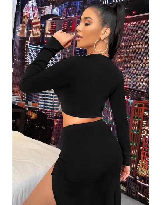 Omarı Siyah Uzun Kol Dekolteli Crop Top Bluz