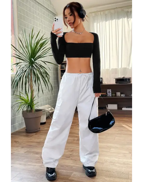 Omarı Siyah Göğüs ve Sırt Dekolteli Crop Top Bluz