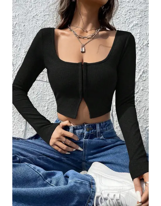 Omarı Siyah Göğüs ve Göbek Dekolteli Crop Top Bluz