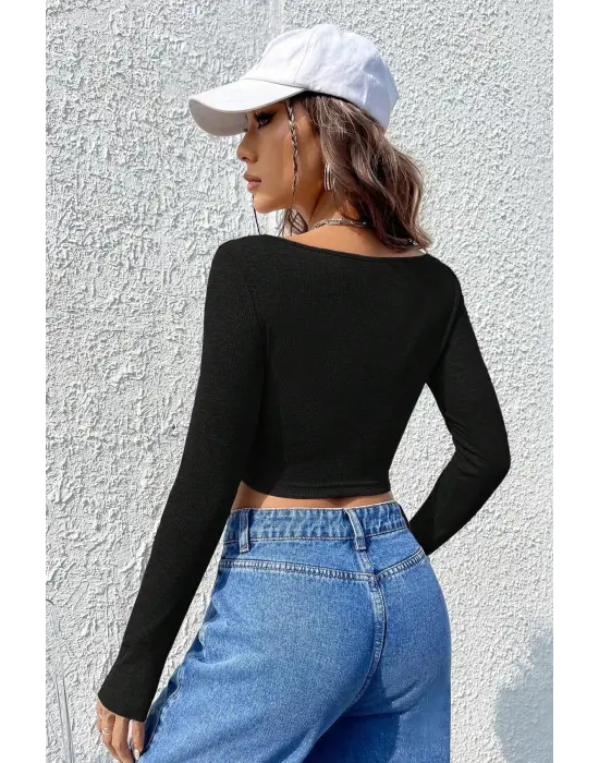 Omarı Siyah Göğüs ve Göbek Dekolteli Crop Top Bluz