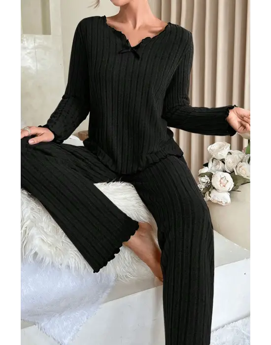 Kadın Siyah Uzun Kollu Fiyonklu Yuvarlak Yaka Mevsimlik Pijama Takımı
