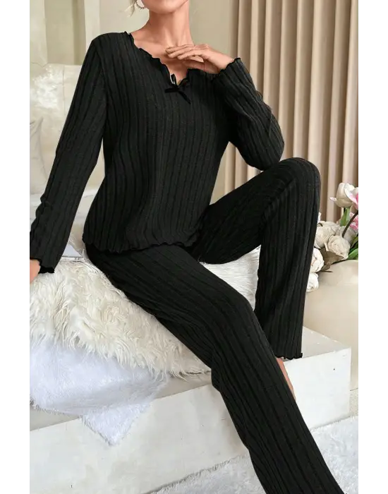 Kadın Siyah Uzun Kollu Fiyonklu Yuvarlak Yaka Mevsimlik Pijama Takımı