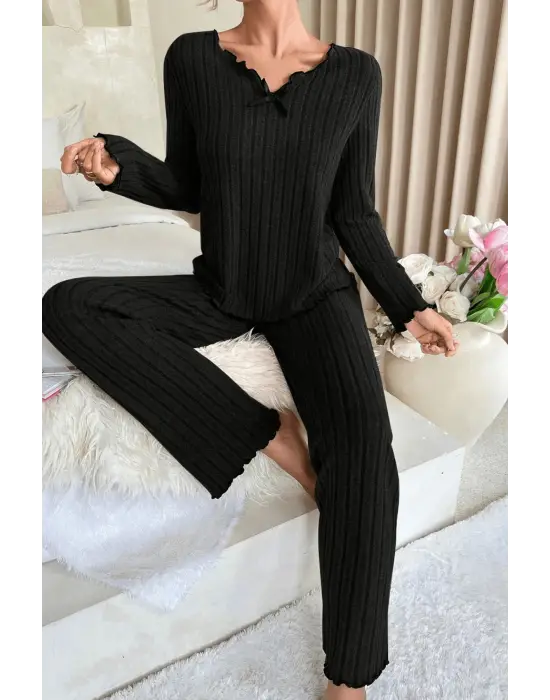 Kadın Siyah Uzun Kollu Fiyonklu Yuvarlak Yaka Mevsimlik Pijama Takımı