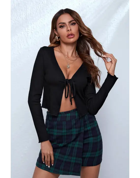 Omarı Siyah Uzun Kollu Bağcıklı Crop Top Bluz