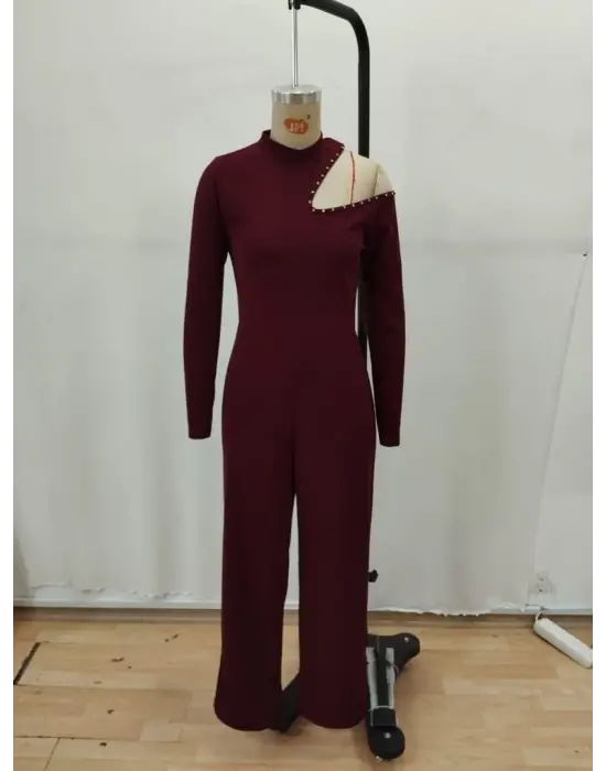 Kadın Tek Omuzdan Açık Balıkçı Yaka Taş Detaylı Uzun Ithal Krep Tulum