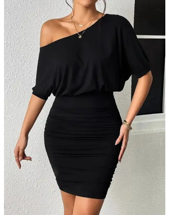 Kadın Tek Omuzu Açık Büzgülü Kısa Sandy Elbise