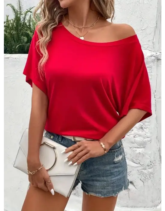 Kadın Tek Omuzu Açık Kısa Kollu Salaş Viskon Bluz