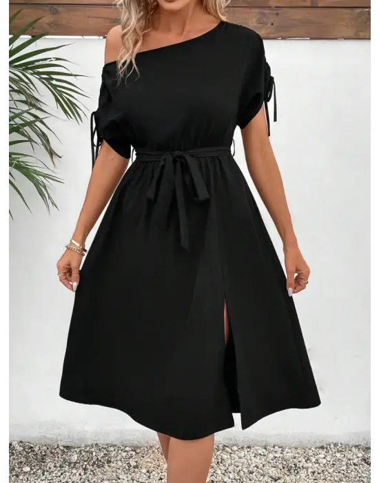 Kadın Tek Omuzu Açık Kol Ucu Fiyonklu Belden Kuşaklı Yırtmaç Detaylı Viskon Elbise