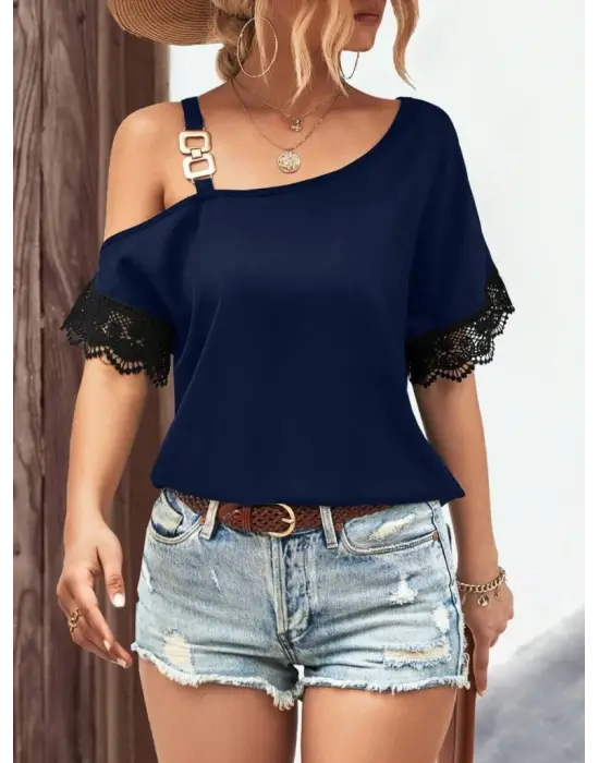 Kadın Tek Omuzu Askılı Kısa Kollu Toka Detaylı Dantelli Viskon Bluz