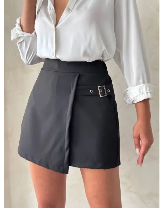 Şık Tokalı Şort Etek