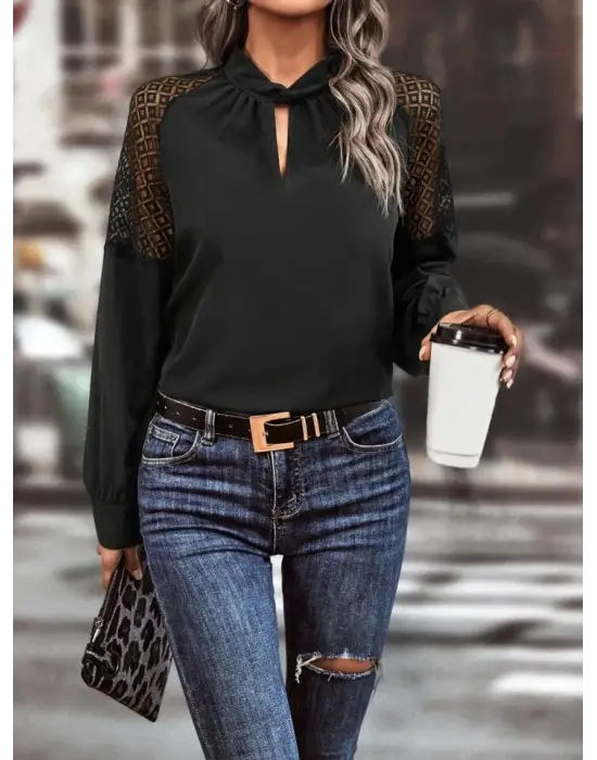 Kadın Uzun Kollu Anahtar Deliği Yaka Reglan Kol Dantel Detaylı Ithal Krep Bluz
