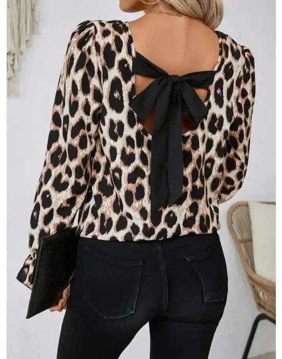 Çarpıcı Leopar Desenli Süprem Bluz