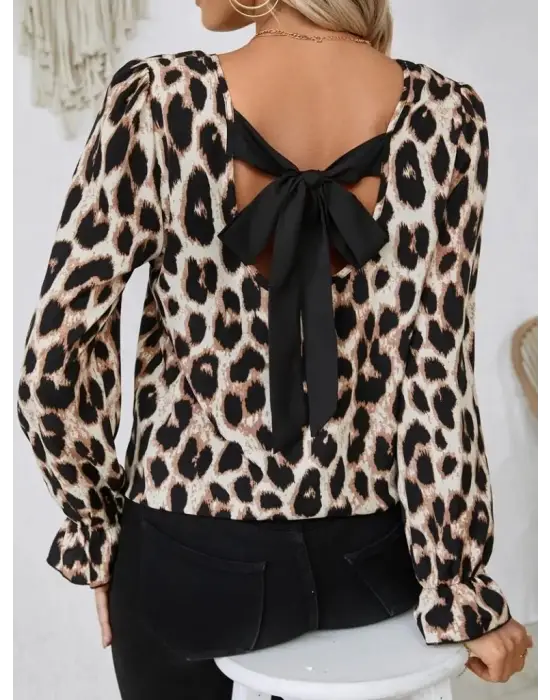 Çarpıcı Leopar Desenli Süprem Bluz