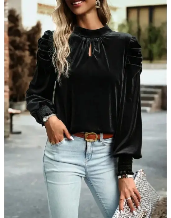 Kadın Uzun Kollu Balıkçı Yaka Damla Detaylı Kadife Bluz