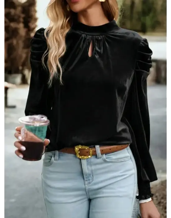 Kadın Uzun Kollu Balıkçı Yaka Damla Detaylı Kadife Bluz