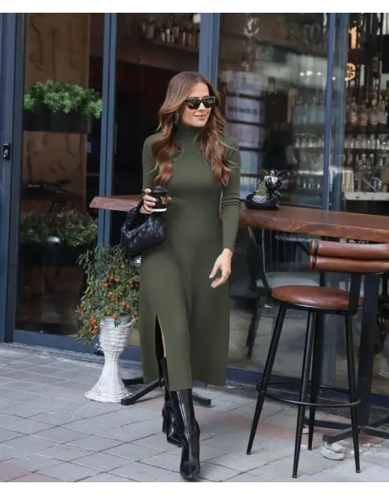 Kadın Uzun Kollu Balıkçı Yaka Derin Yırtmaç Detay Krep Elbise