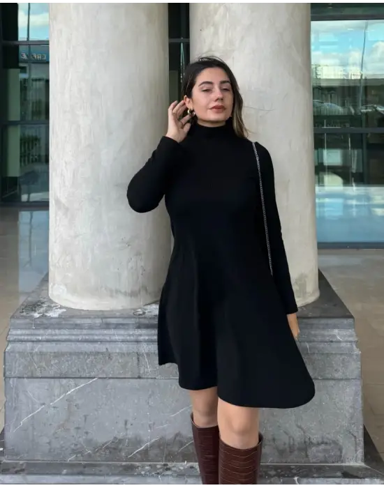 Kadın Uzun Kollu Balıkçı Yaka Salaş Kusa Akrilik Elbise