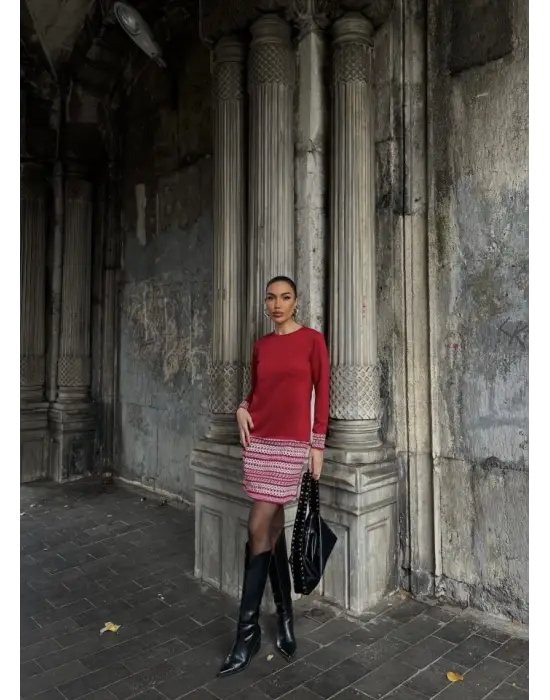 Kadın Uzun Kollu Bisiklet Yaka Kol Ağzı Ve Etek Ucu Baskılı Iki Iplik Elbise