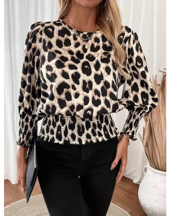 Çarpıcı Leopar Desenli Modal Bluz