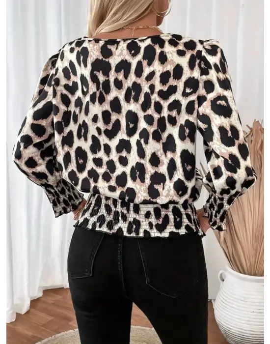 Çarpıcı Leopar Desenli Modal Bluz