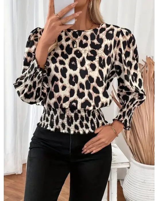 Çarpıcı Leopar Desenli Modal Bluz