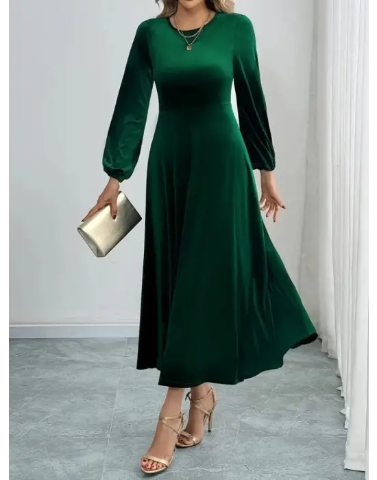 Kadın Uzun Kollu Bisiklet Yaka Midi Kadife Elbise