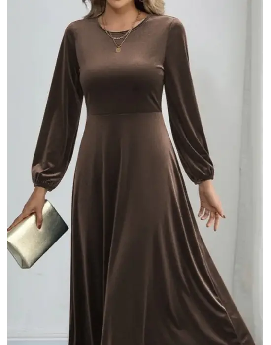 Kadın Uzun Kollu Bisiklet Yaka Midi Kadife Elbise