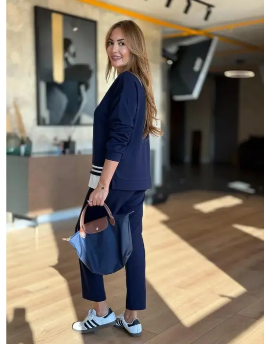 Kadın Uzun Kollu Bisiklet Yaka Ribana Detay Sweat Ve Pantolon Ikili Takım