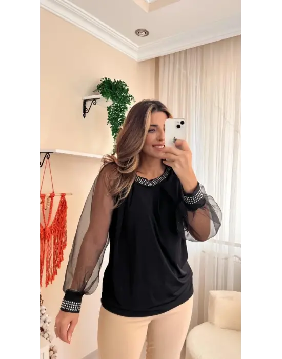 Kadın Uzun Kollu Bisiklet Yaka Taşlı Kol Tül Detaylı Sandy Bluz