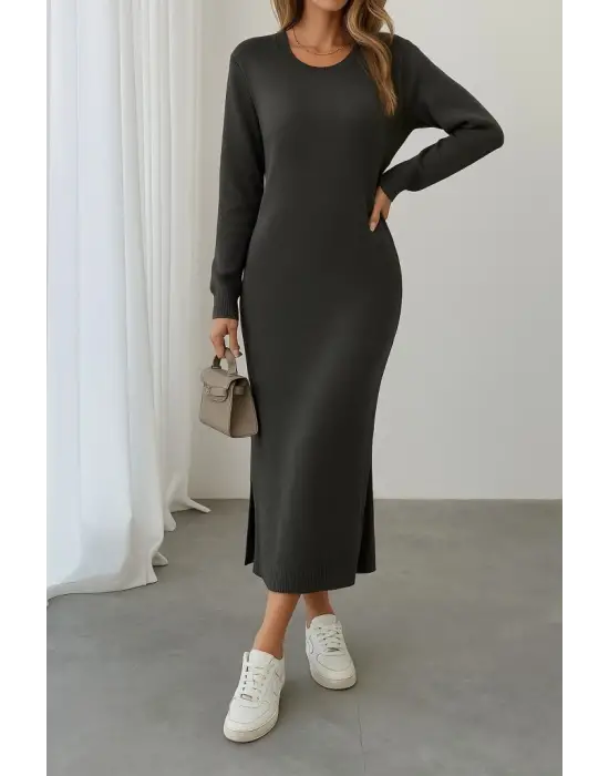 Kadın Uzun Kollu Bisiklet Yaka Yırtmaç Detay Triko Midi Boy Elbise
