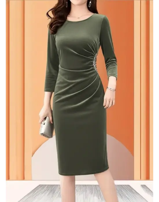 Kadın Uzun Kollu Bot Yaka Yanı Taş Detaylı Midi Kadife Elbise