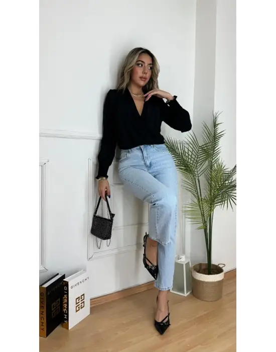 Kadın Uzun Kollu Dökümlü Kruvaze Yaka Kol Ucu Gipeli Sandy Bluz