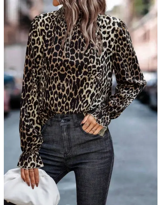 Zarif Leopar Desenli Balıkçı Yaka Bluz