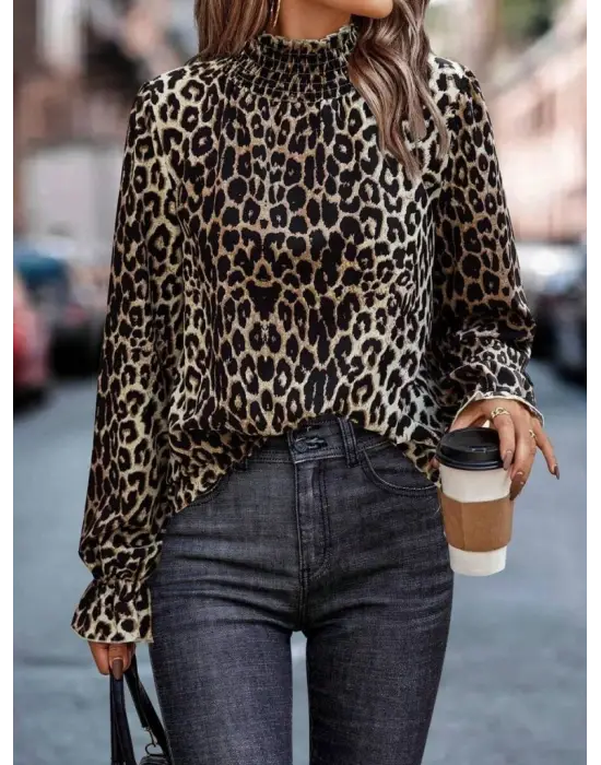 Zarif Leopar Desenli Balıkçı Yaka Bluz