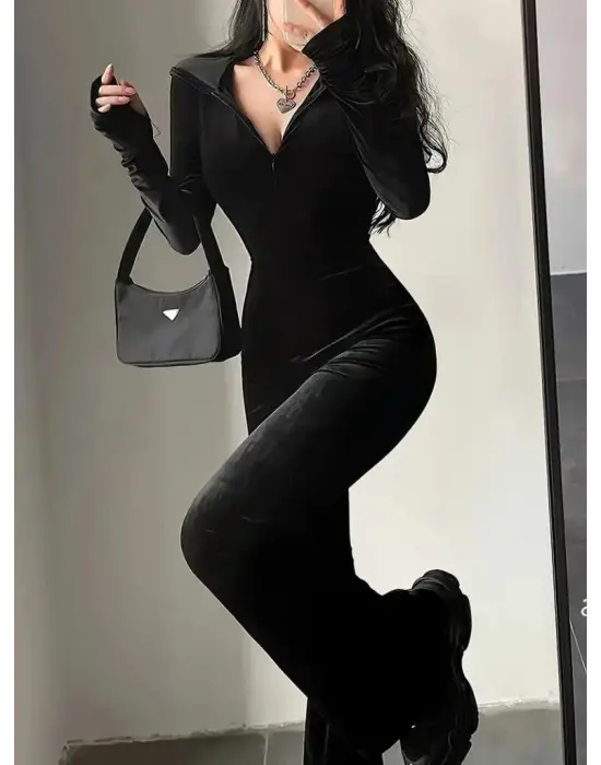 Kadın Uzun Kollu Kapşonlu Fermuarlı Kadife Tulum