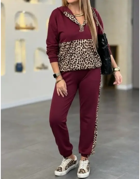 Kadın Uzun Kollu Kapşonlu Leopar Desen Detaylı Viskon Iki Iplik Bluz Ve Pantolon Ikili Takım