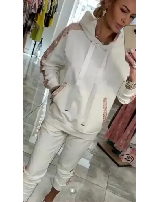 Şık Pulpayet Detaylı İki Iplik Bluz Ve Pantolon Takım