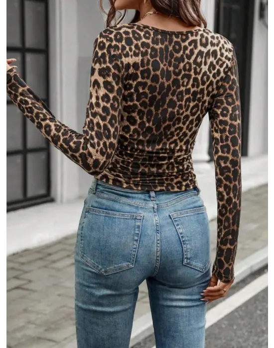 Modern Leopar Desenli Kollu Bluz
