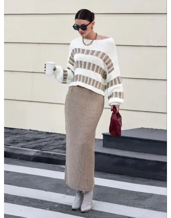 Kadın Uzun Kollu Kayık Yakalı Salaş Triko Bluz Ve Etek Ikili Takım