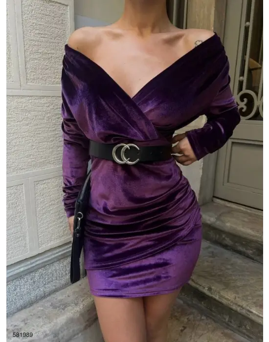 Kadın Uzun Kollu Kruvaze Yaka Omuz Dekolteli Kemer Dahil Mini Kadife Elbise