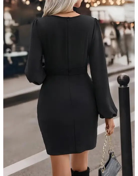 Kadın Uzun Kollu Kruvaze Yaka Yandan Büzgülü Asimetrik Detaylı Ithal Krep Mini Elbise