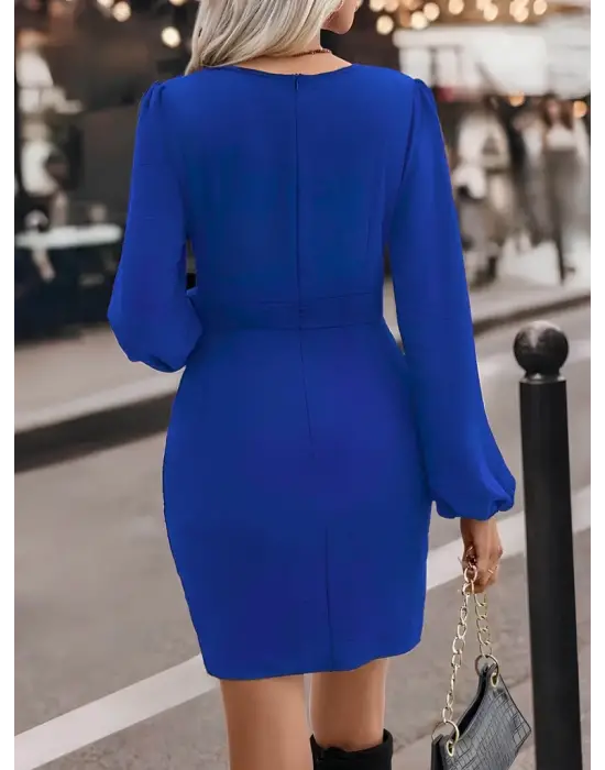 Kadın Uzun Kollu Kruvaze Yaka Yandan Büzgülü Asimetrik Detaylı Ithal Krep Mini Elbise