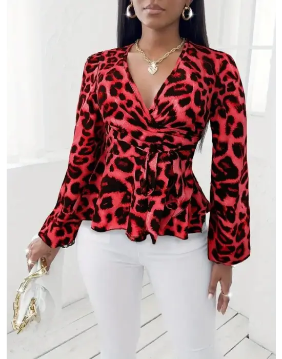 Kadın Uzun Kollu Kruvaze Yakalı Belden Kuşaklı Leopar Desenli Süprem Bluz