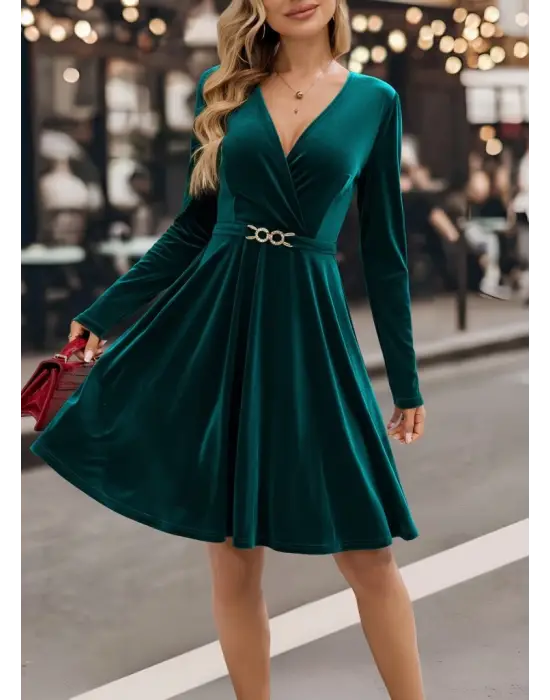 Modern Mini Kadife Elbise