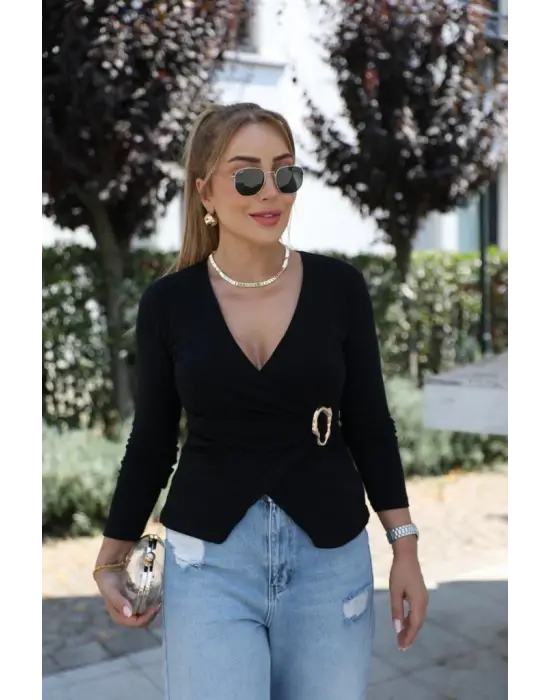 Kadın Uzun Kollu Kruvaze Yakalı Toka Detaylı Viskon Bluz