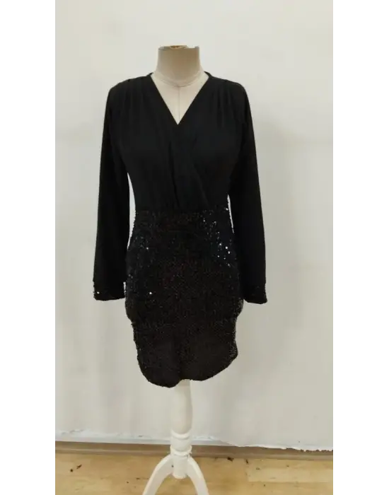 Kadın Uzun Kollu Kruvaze Yakalı üst Ithal Krep Alt Pulpayetli Mini Ithal Krep Elbise