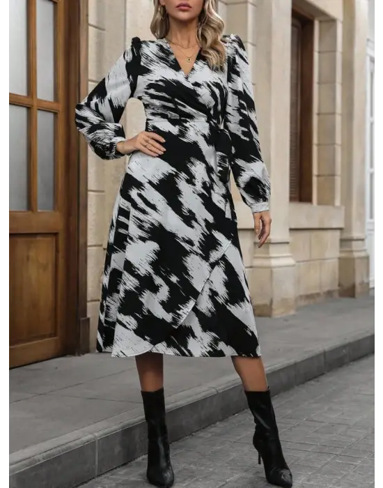 Kadın Uzun Kollu Kruvaze Yakalı Yandan Bağlamalı Desenli Mini Modal Elbise