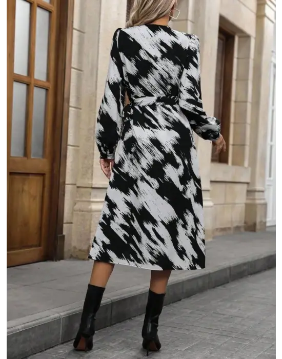 Kadın Uzun Kollu Kruvaze Yakalı Yandan Bağlamalı Desenli Mini Modal Elbise